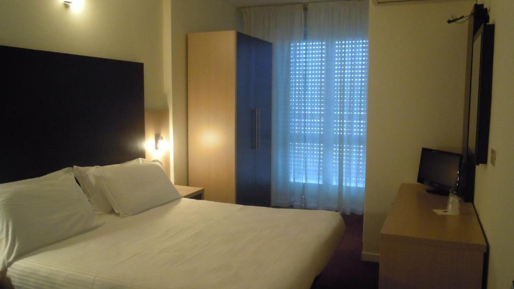Hotel Aiglon Rimini Quarto foto