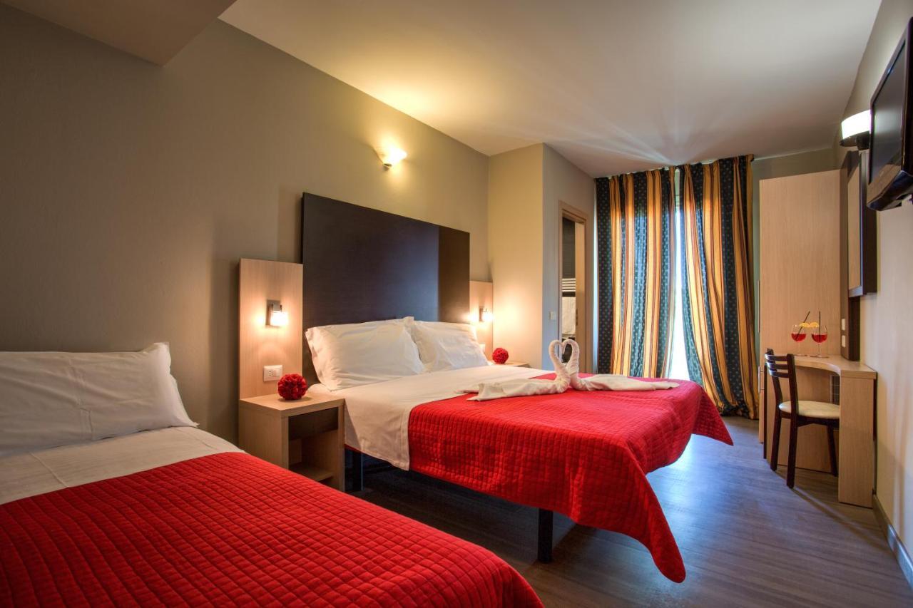 Hotel Aiglon Rimini Exterior foto